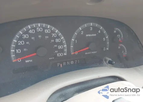 2002 Ford F-150 Lariat/Xlt z USA, uszkodzony, nr VIN 1FTRW08L32KD89177